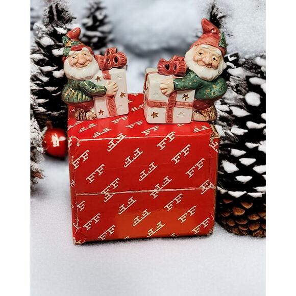Fitz and Floyd Santa's Helper Collection Salt & Pepper Shaker Set Original Box - Picture 1 of 8